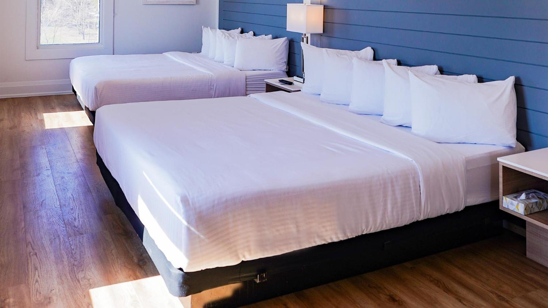 Colonial Hotel & Suites Grand Bend Eksteriør bilde
