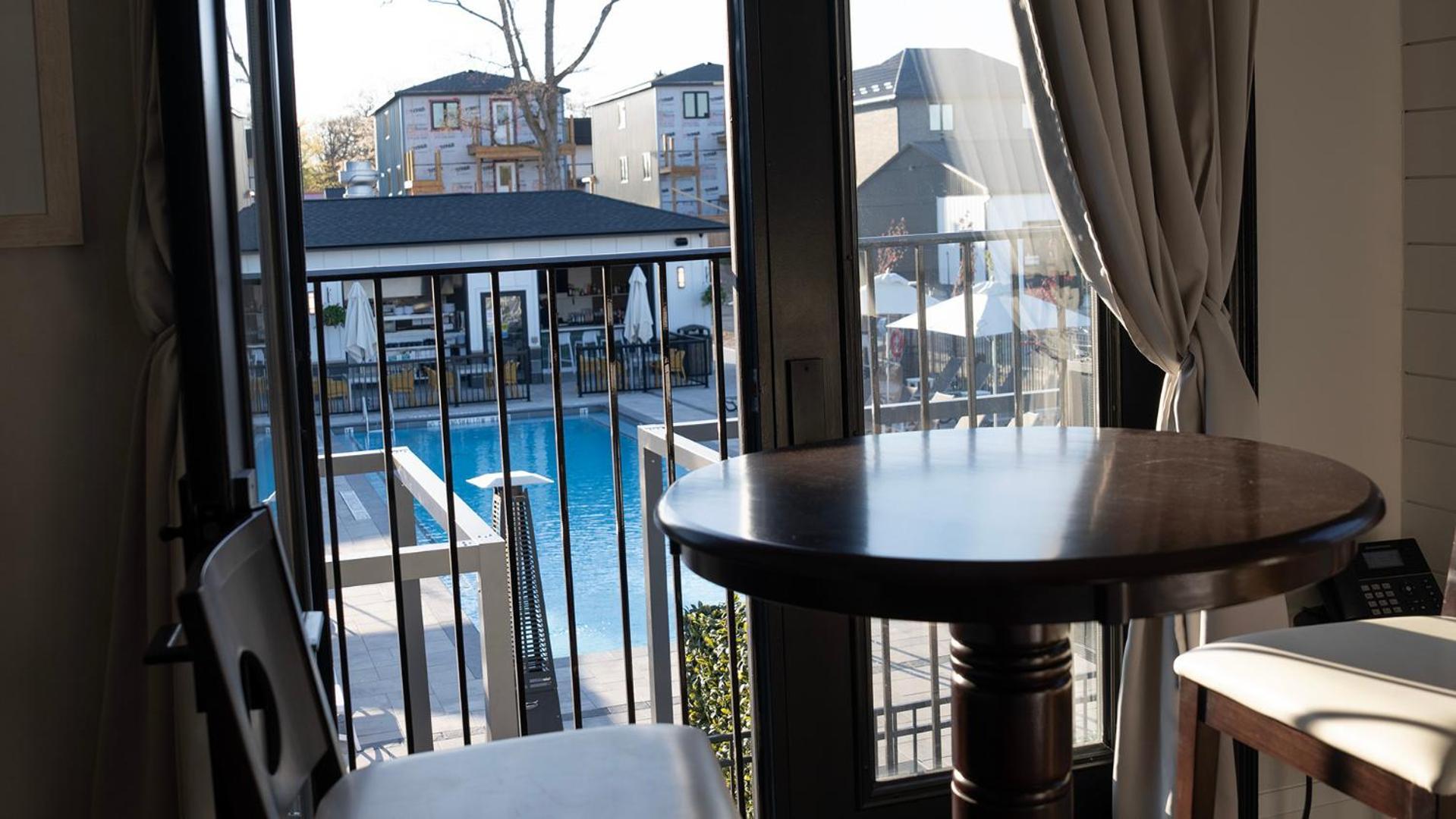 Colonial Hotel & Suites Grand Bend Eksteriør bilde